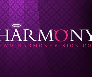 Harmonie-Vision-Putzfrau mit massiven Titten gefickt
