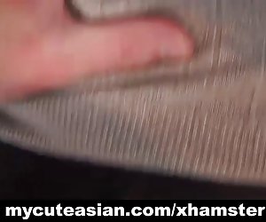 Amateur muslimischen Babe saugt an einem harten Schwanz